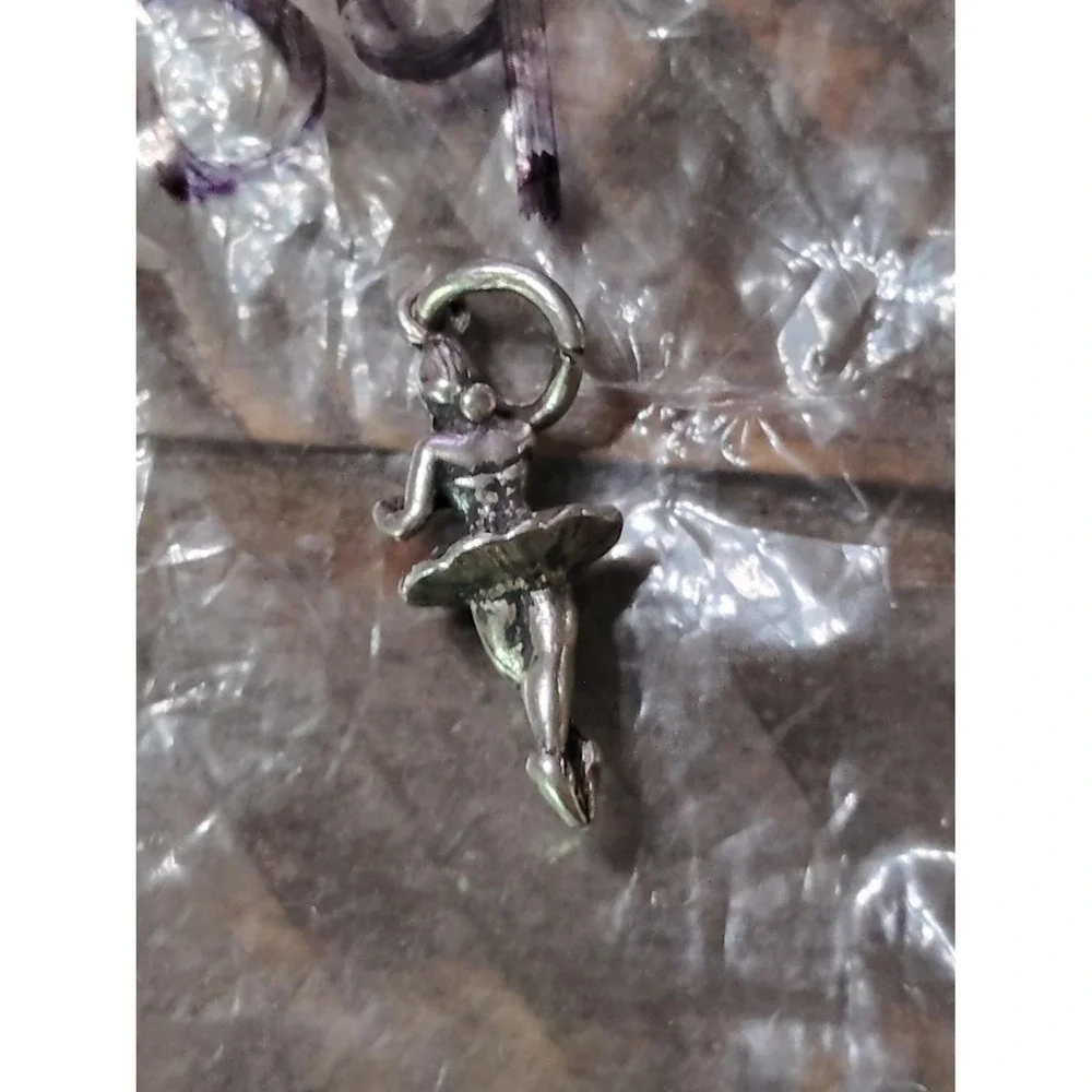 Sterling silver ballerina charm pendant / ballet dancer Silver vintage